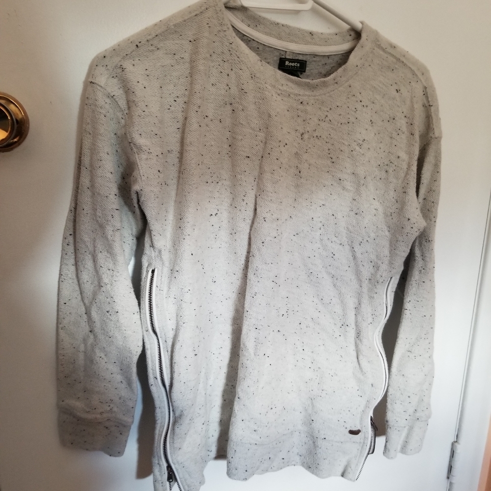 Roots sweater